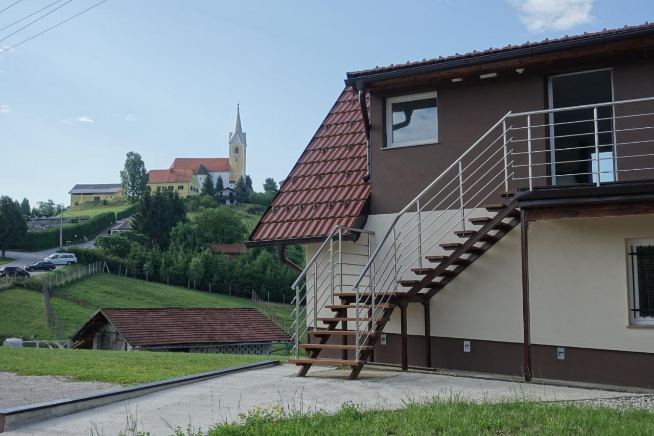 Apartments Laura Farm Stay Podčetrtek Zewnętrze zdjęcie