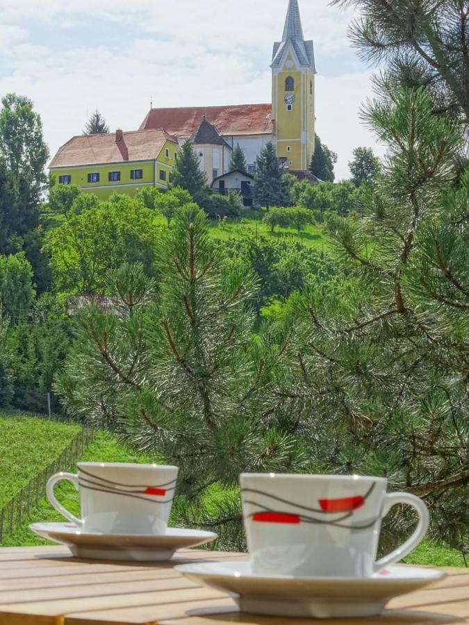 Apartments Laura Farm Stay Podčetrtek Pokój zdjęcie